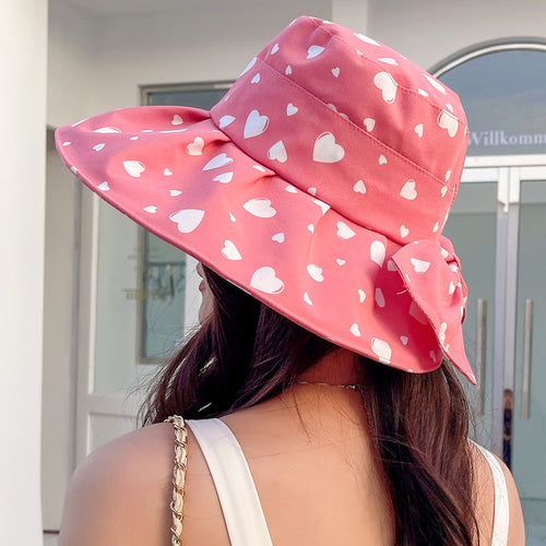 Load image into Gallery viewer, Women&#39;s Summer Hat Fashion Heart Pattern Print Design Sun Protection Sun Hat Travel Beach Bucket Hat
