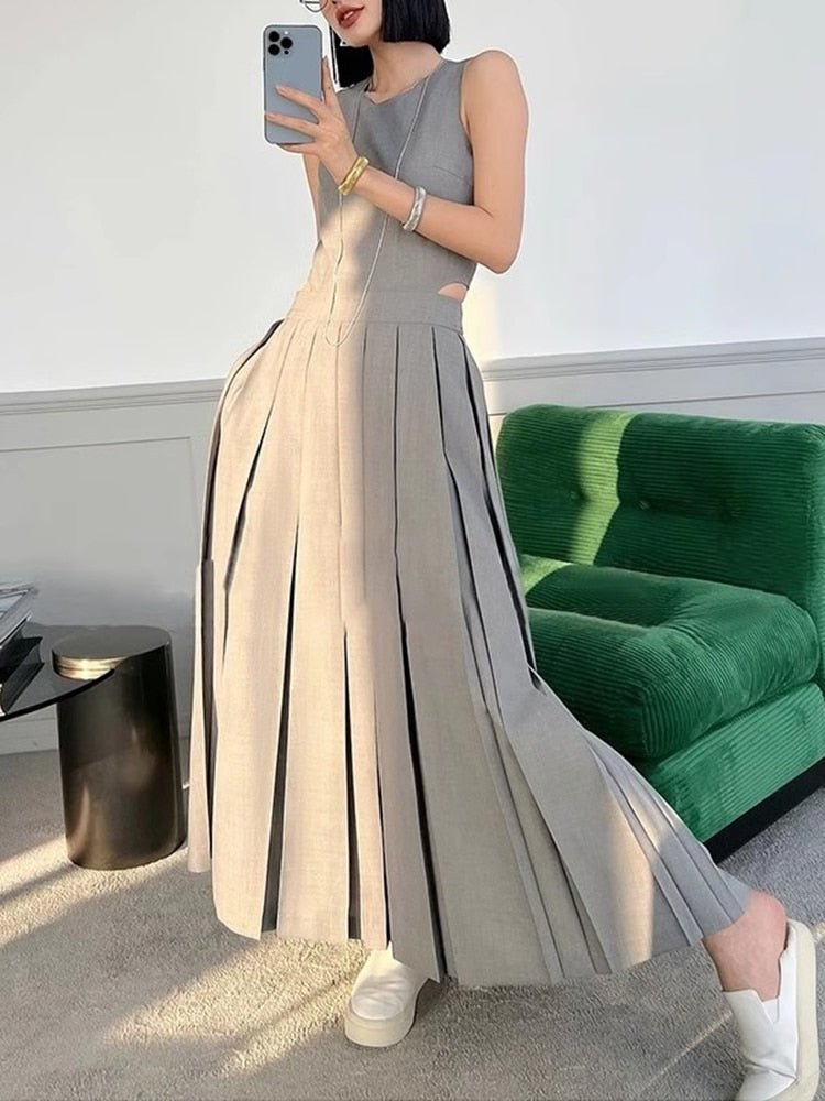 Minimalist Pleated Dresses For Women Round Neck Sleeveless High Waist Pleated Off Shoulder Dress Female Fashion