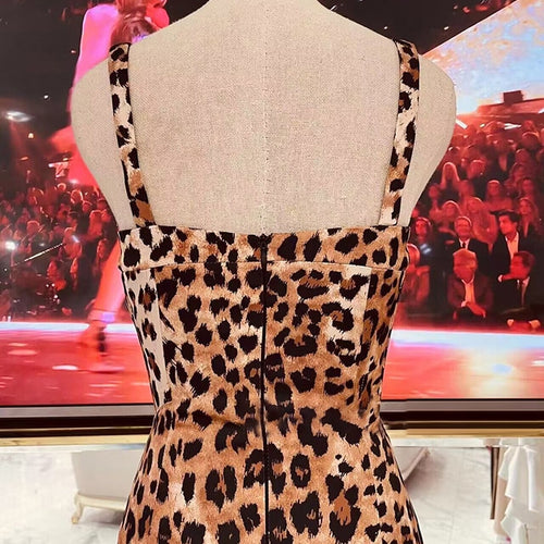 Load image into Gallery viewer, Backless Leopard Dresses For Women Square Collar Sleeveless High Waist Sexy Split Dress Female Fashion Clothing
