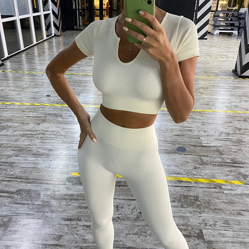 Load image into Gallery viewer, Seamless Sportswear 2 Pieces Yoga Set Women U Neck Crop Top Leggings Pants Fitness Running Workout Clothes Gym Outfit A055TP
