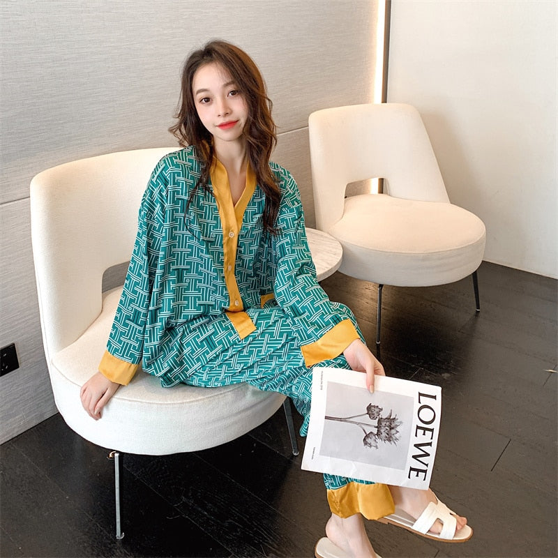 Women's Pajamas Set Fashion Plaid Stripes Print Sleepwear Silk Like Long Homewear Nightwear Femme Petite