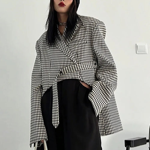 Load image into Gallery viewer, Hit Color Plaid Blazers For Women Notched Colllar Long Sleeves Patchwork Binding Loose Blazer Female Fashion
