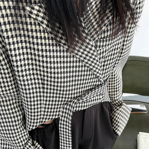 Load image into Gallery viewer, Hit Color Plaid Blazers For Women Notched Colllar Long Sleeves Patchwork Binding Loose Blazer Female Fashion
