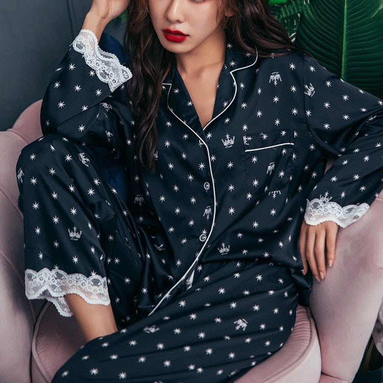 White silk like women's pajamas set autumn long-sleeved nighties palace style sleepwear set black beautiful home nighty suit