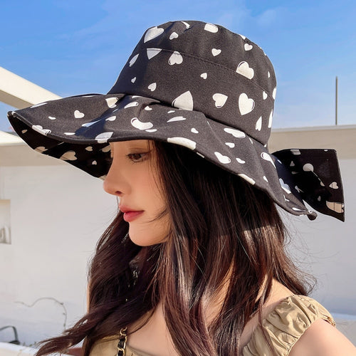 Load image into Gallery viewer, Women&#39;s Summer Hat Fashion Heart Pattern Print Design Sun Protection Sun Hat Travel Beach Bucket Hat
