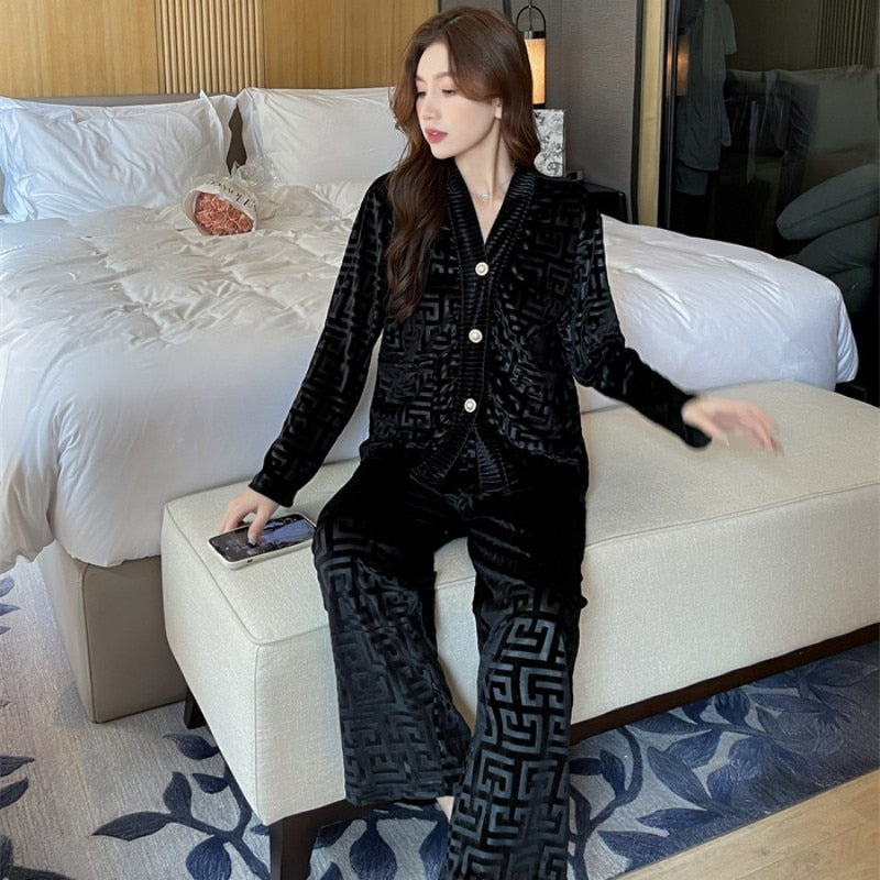 Women's Pajamas Set Velvet Luxury Pressed Stripes Pattern Sleepwear Casual Homewear V Neck Nightwear Pyjama Femme Petite