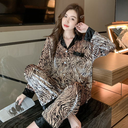 Load image into Gallery viewer, Women&#39;s Pajamas Set Velvet Luxury Tiger Stripes Print Sleepwear Casual Homewear V Neck Nightwear Pyjama Femme Petite
