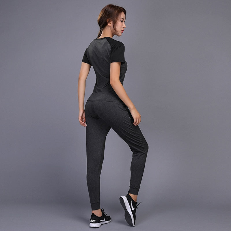 Women's Sportswear For Yoga Sets Jogging Clothes Gym Workout Fitness Training Sports T-Shirts Running Pants Leggings Suit