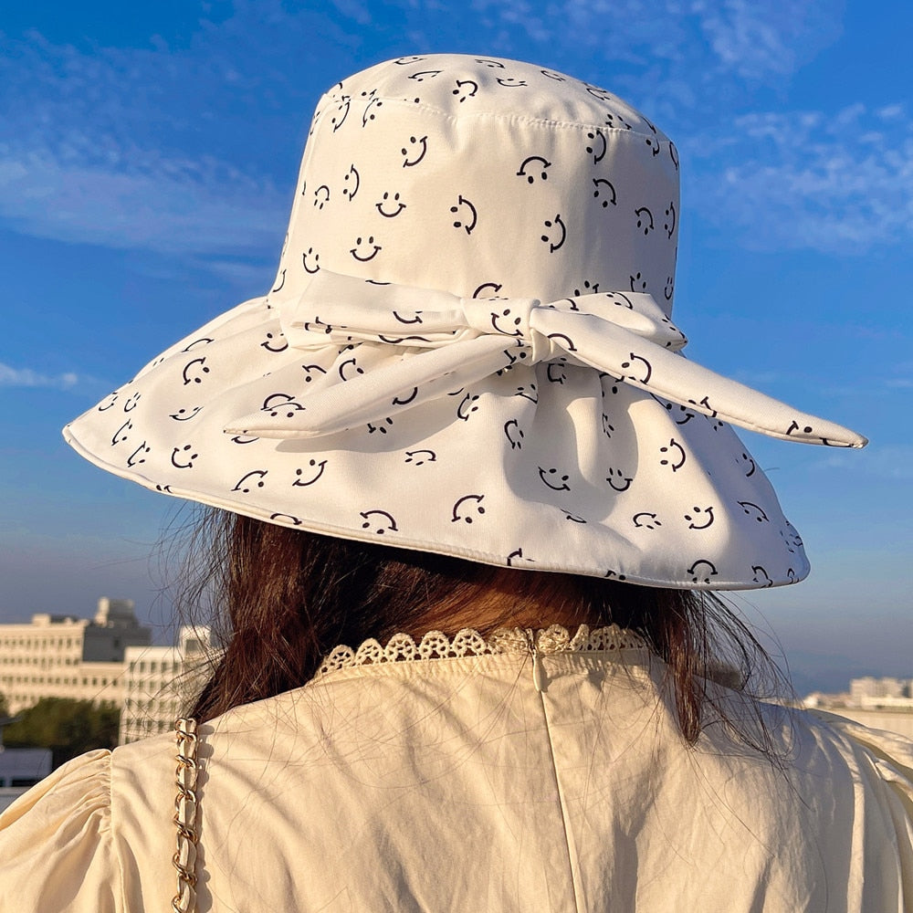 Women's Summer Hat Fashion Smiley Face Pattern Print Cap Bow Design Sun Hat Travel Beach Bucket Hat