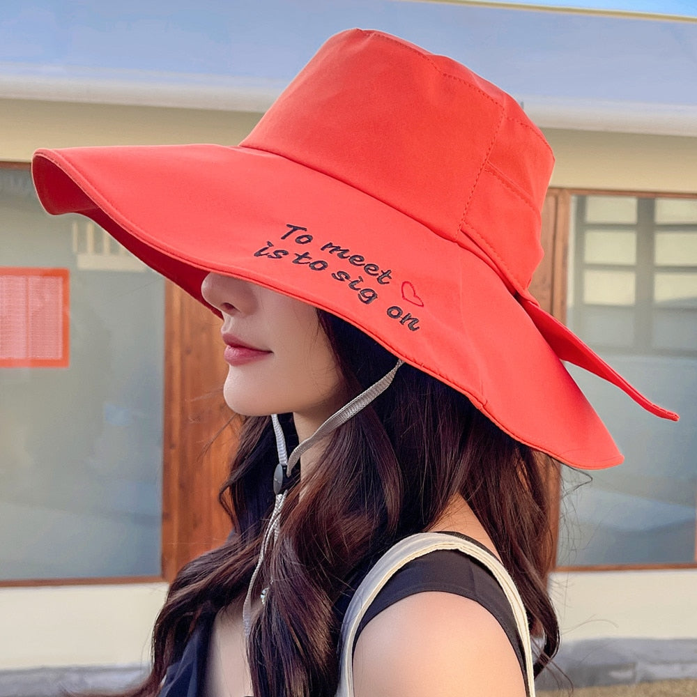 New Women's Summer Sun Cap Fashion Letter Embroidery Design Sun Hat Wide Brim Travel Beach Bucket Hat