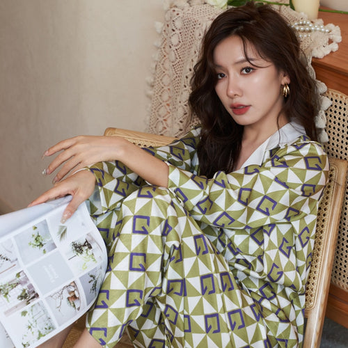 Load image into Gallery viewer, High Quality Women&#39;s Pajamas Set Luxury Letter Print Leisure Sleepwear Silk Like Long Homewear Nightwear Femme Petite
