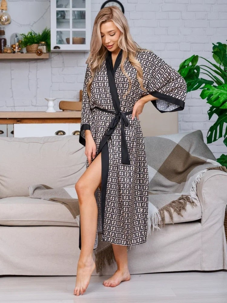 Spring Autumn Pajamas Women's Ice Silk Long-sleeved Cardigan Robe Female Casual Home Clothes Fashion Sexy Night-robe