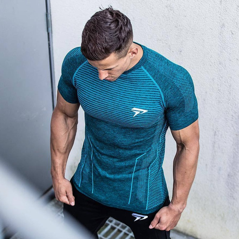 Men Compression Short Sleeve T-shirt Gym Fitness Bodybuilding Shirt Male Summer Tight Quick dry Tee Tops Brand Training Clothing
