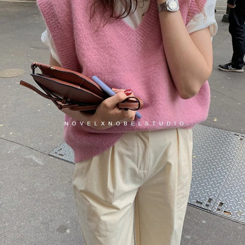 Load image into Gallery viewer, V neck Girls Pullover Autumn Winter Pink Knitted Sweaters Sleeveless Vest
