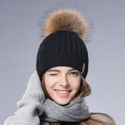 Load image into Gallery viewer, Fox Fur Big Raccoon Pom Pom Casual Warm Knitted Winter Beanie-women-wanahavit-Black raccoon pompom-wanahavit
